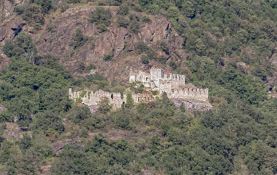 Castello di Cesnola, Italy